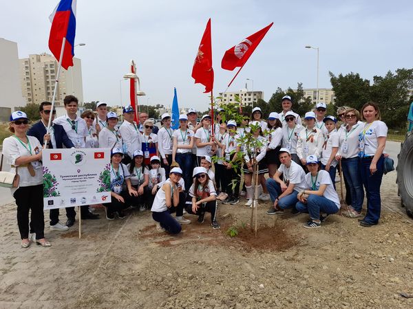 Волонтёры Победы Туниса присоединились к международной акции «Сад памяти»