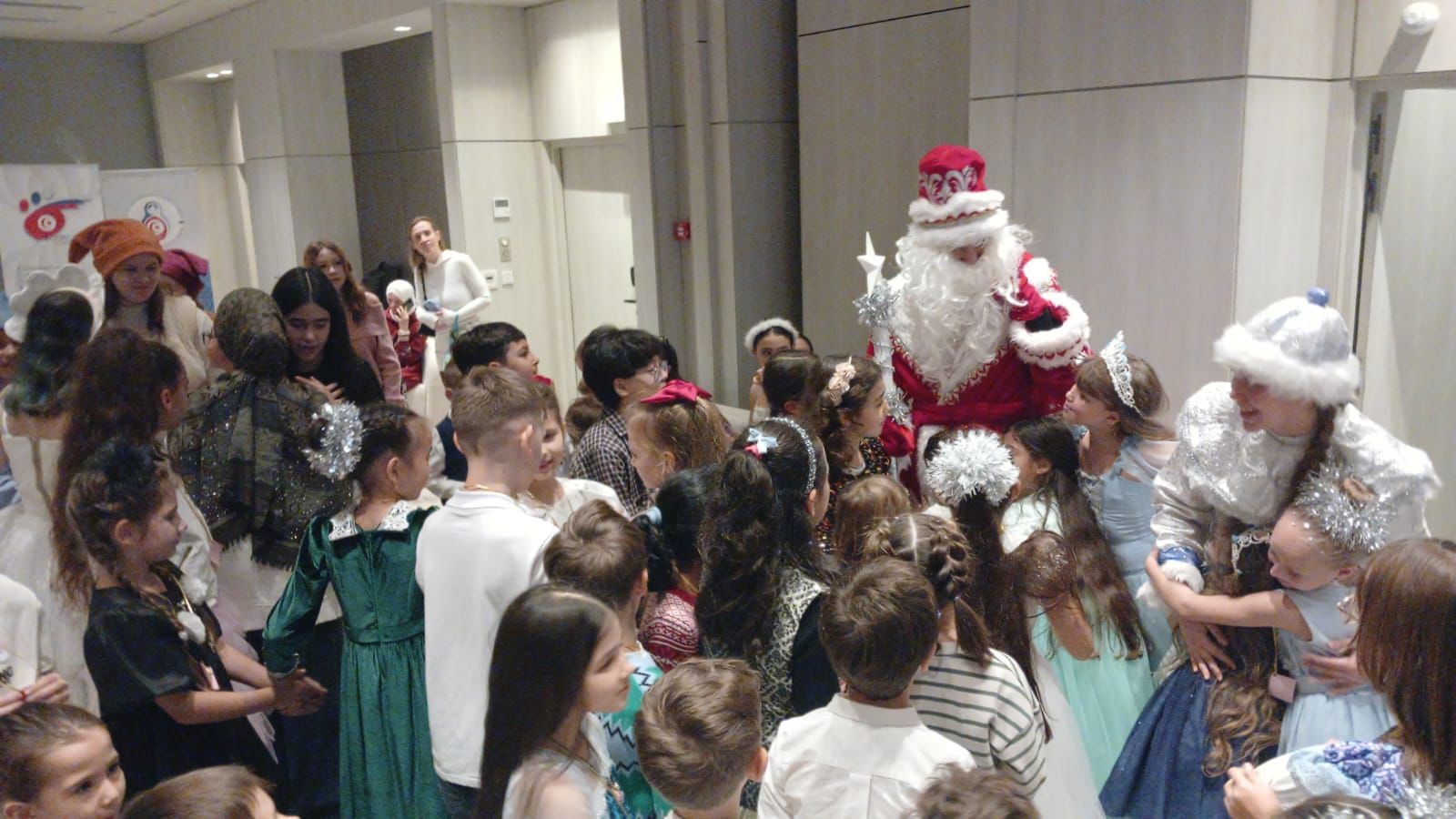 Новогодний детский праздник в Тунисе